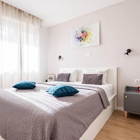 Center Apartment Pia Omiš Εξωτερικό φωτογραφία