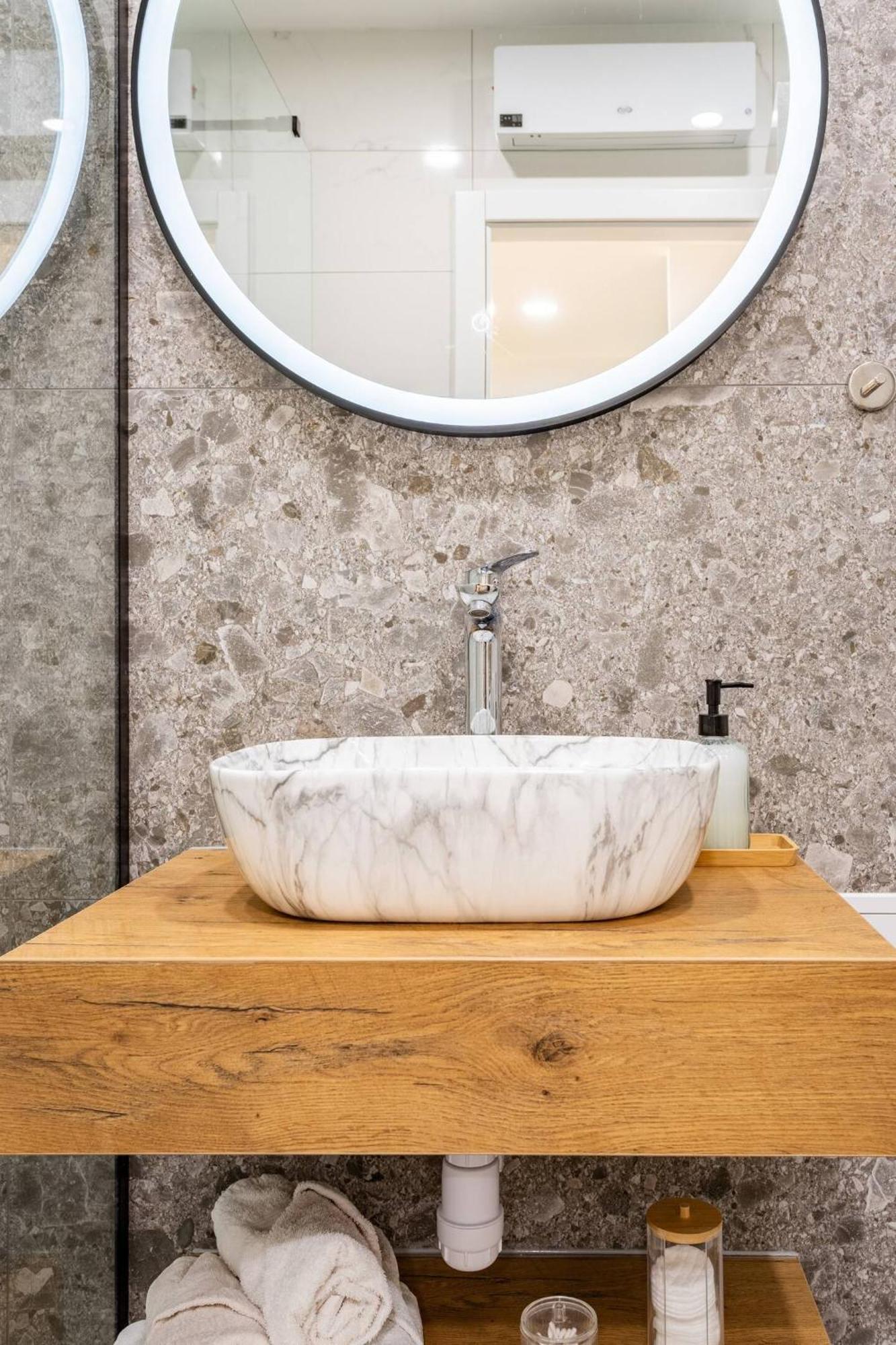 Center Apartment Pia Omiš Εξωτερικό φωτογραφία